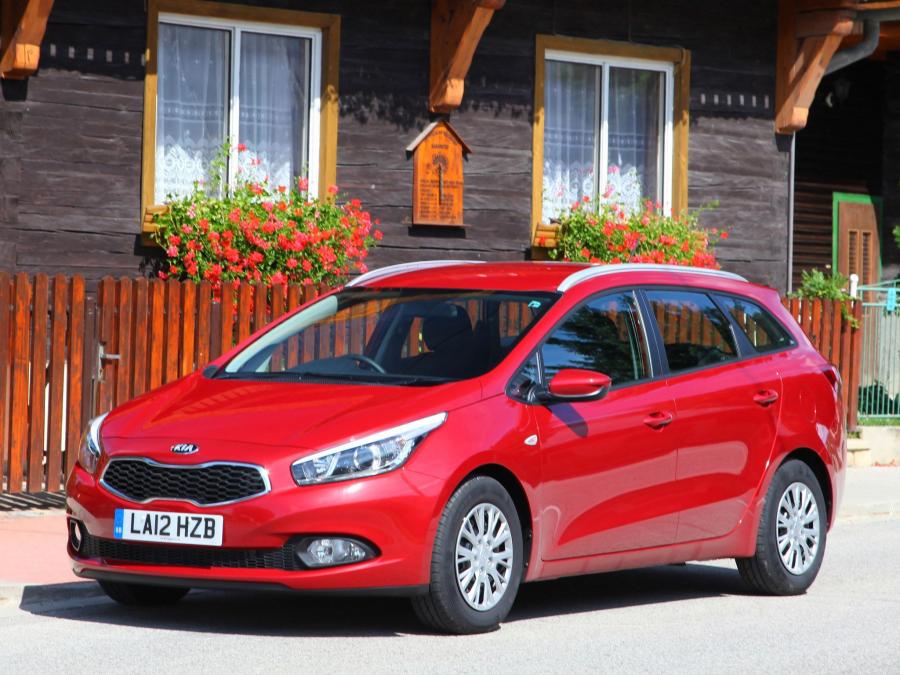  Kia cee&rsquo;d Station Wagon 2012 года  (UK) (фото 14 из 31)